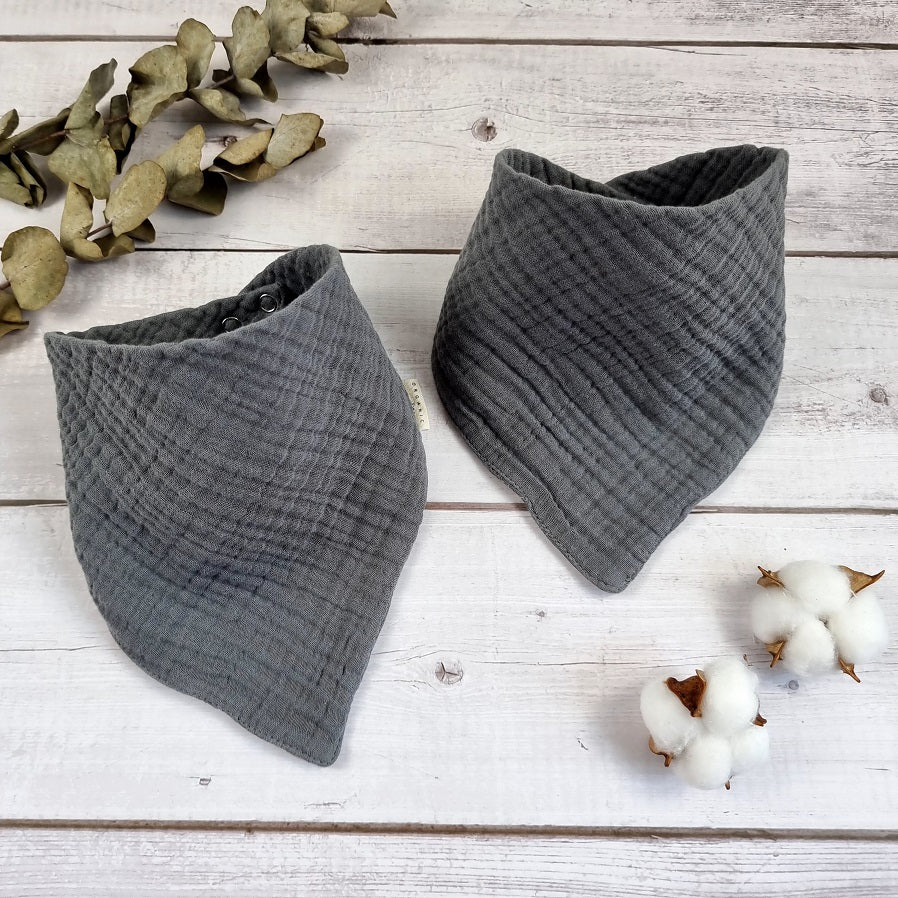 Gender neutral dribble bib, Charcoal